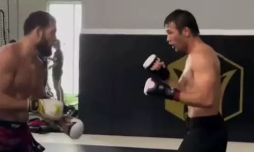 Шавкат Рахмонов сразился с топовым средневесом из UFC. Видео