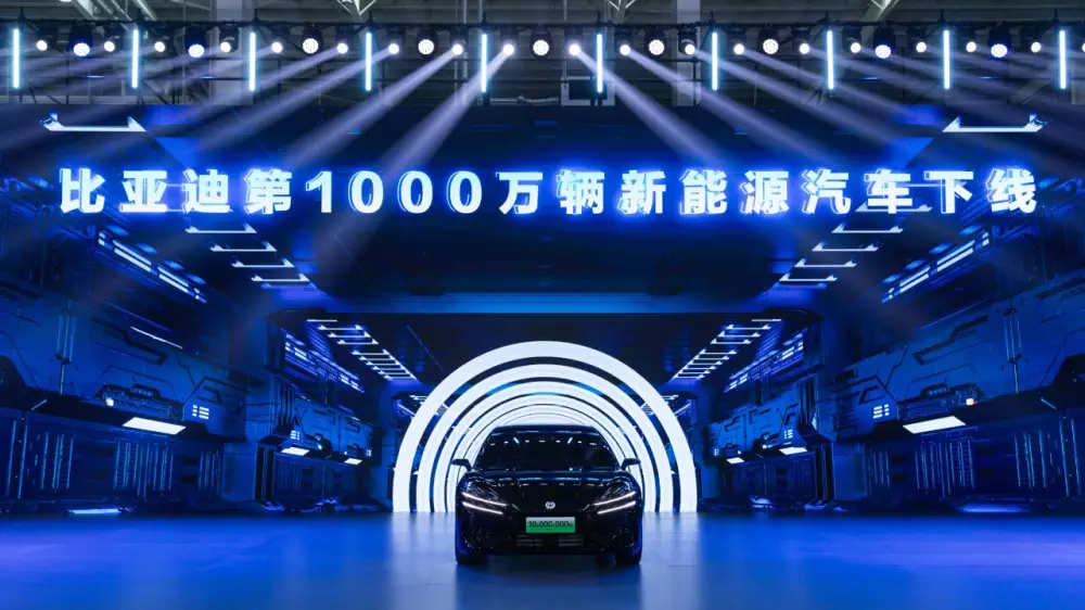 BYD празднует 30 лет и 10 миллионов электромобилей