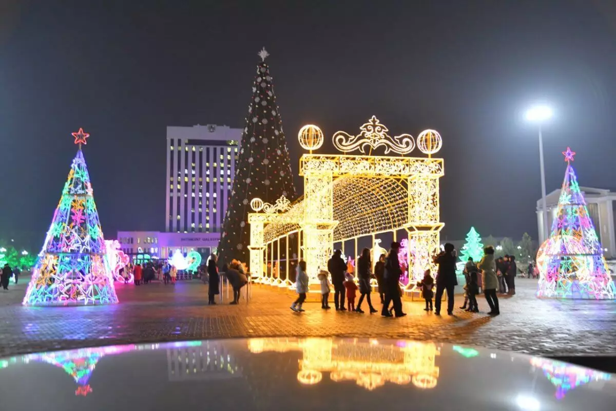 Шымкентте жаңа жылдық безендіруге қанша ақша жұмсалатыны белгілі болды