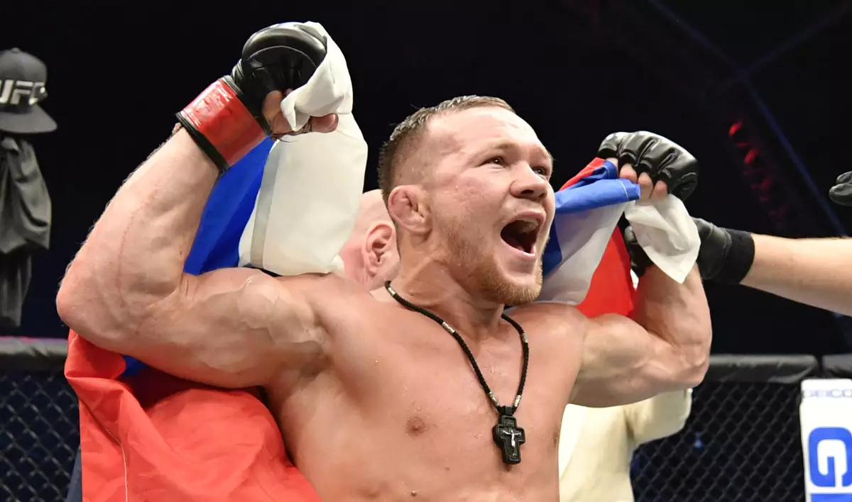 Петр Ян — Дейвисон Фигейреду: началась онлайн-трансляция боя UFC