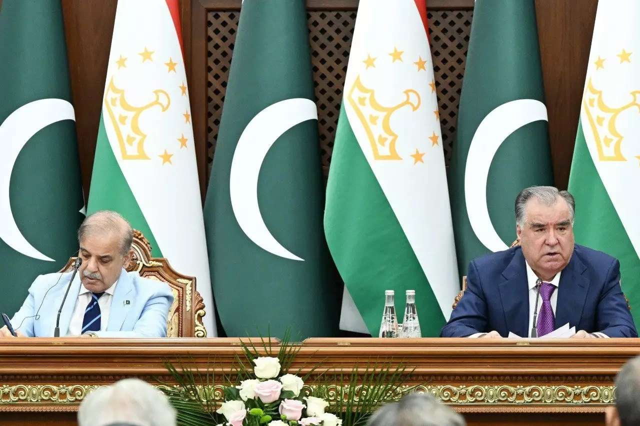 Growing Tensions in Pakistan-Tajikistan Relations Over Trade and Security Concerns