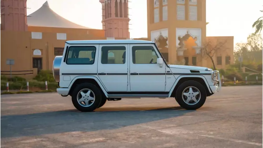 На аукционе выставят редкий Mercedes G63 AMG V12