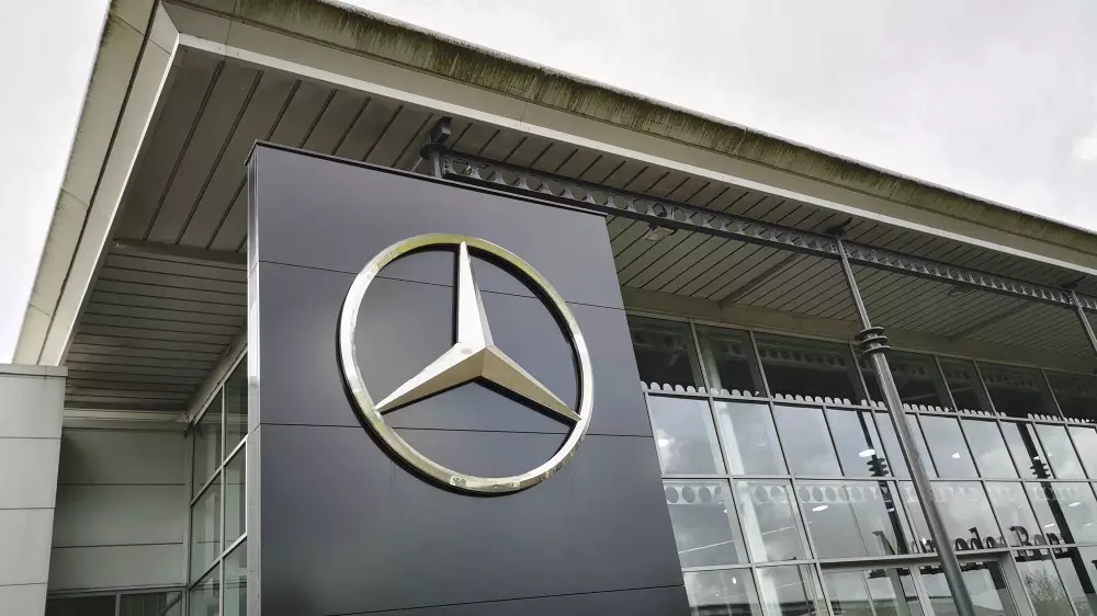 Mercedes-Benz сокращает расходы в Германии