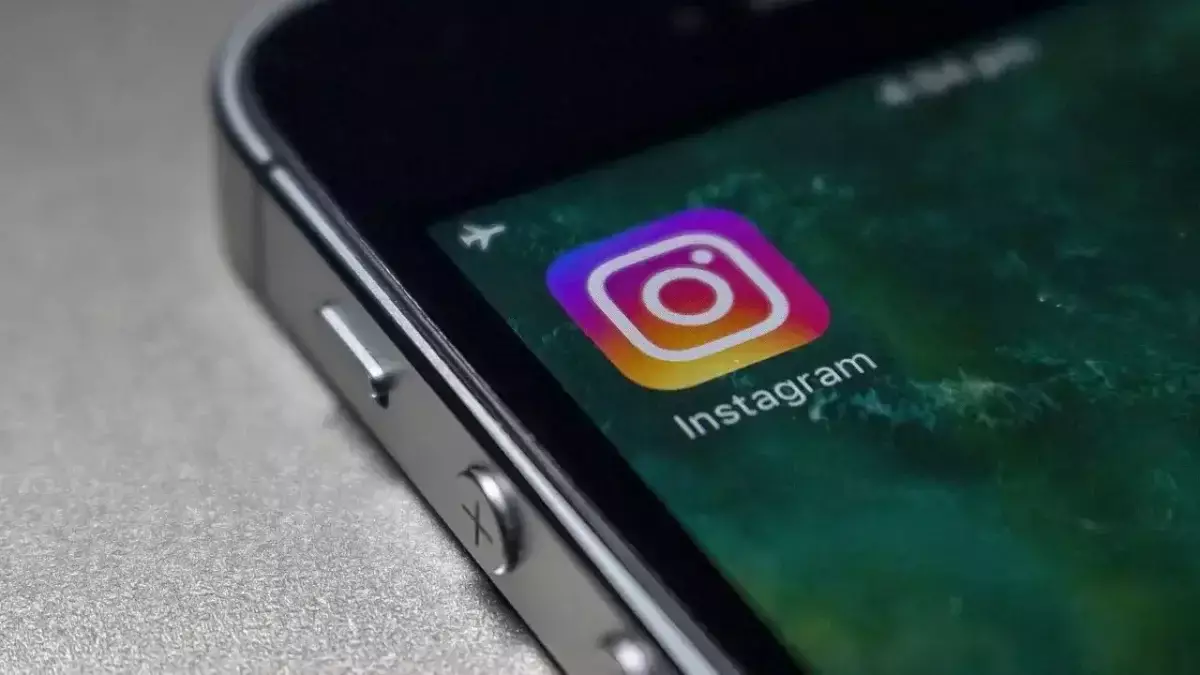 Из Instagram стала пропадать музыка казахстанских исполнителей