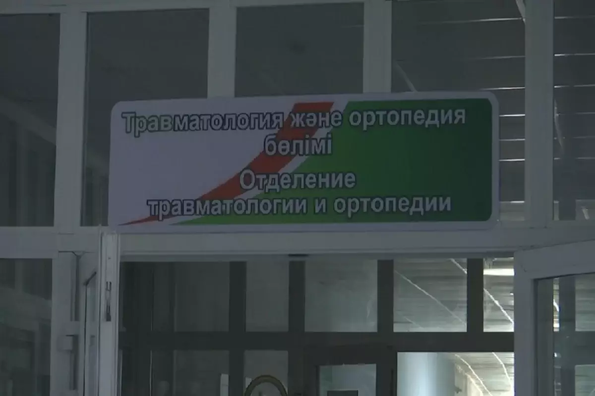 15-летний подросток в Актобе попал в больницу с ножевым ранением