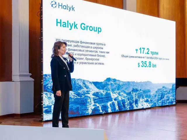 Топ-менеджемент Halyk провел традиционные бизнес-завтраки для клиентов