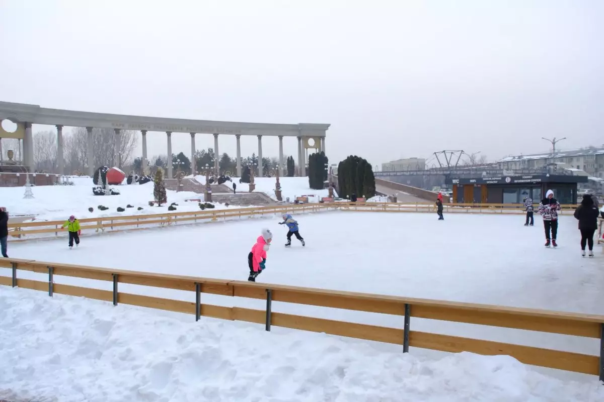 Алматылықтар мен мегаполис қонақтары 12 тегін мұз айдынын пайдалана алады