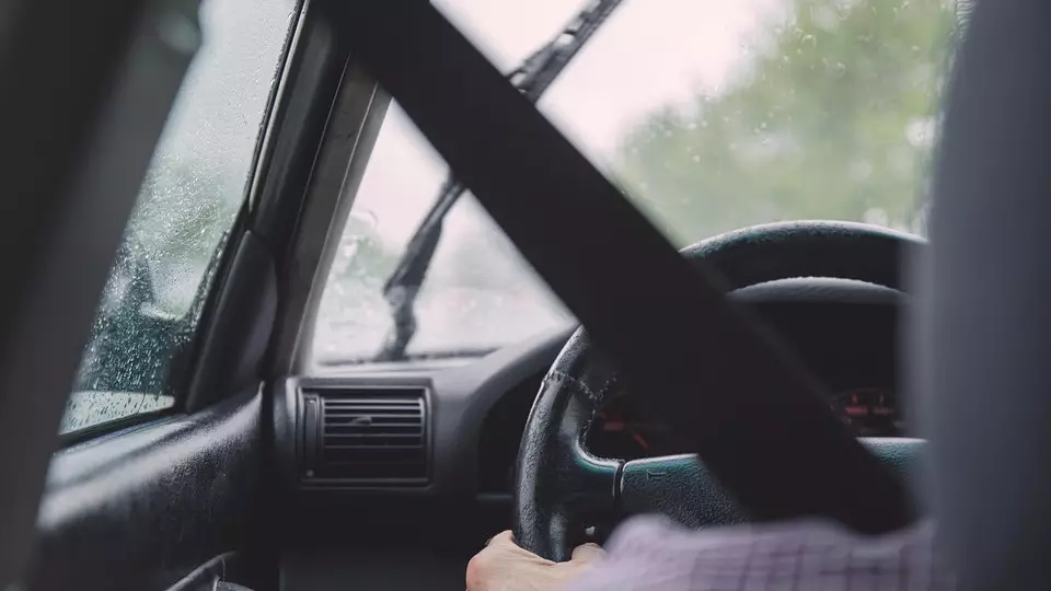 Павлодар облысында әкім қызметтік көлікті масаң күйде жүргізген