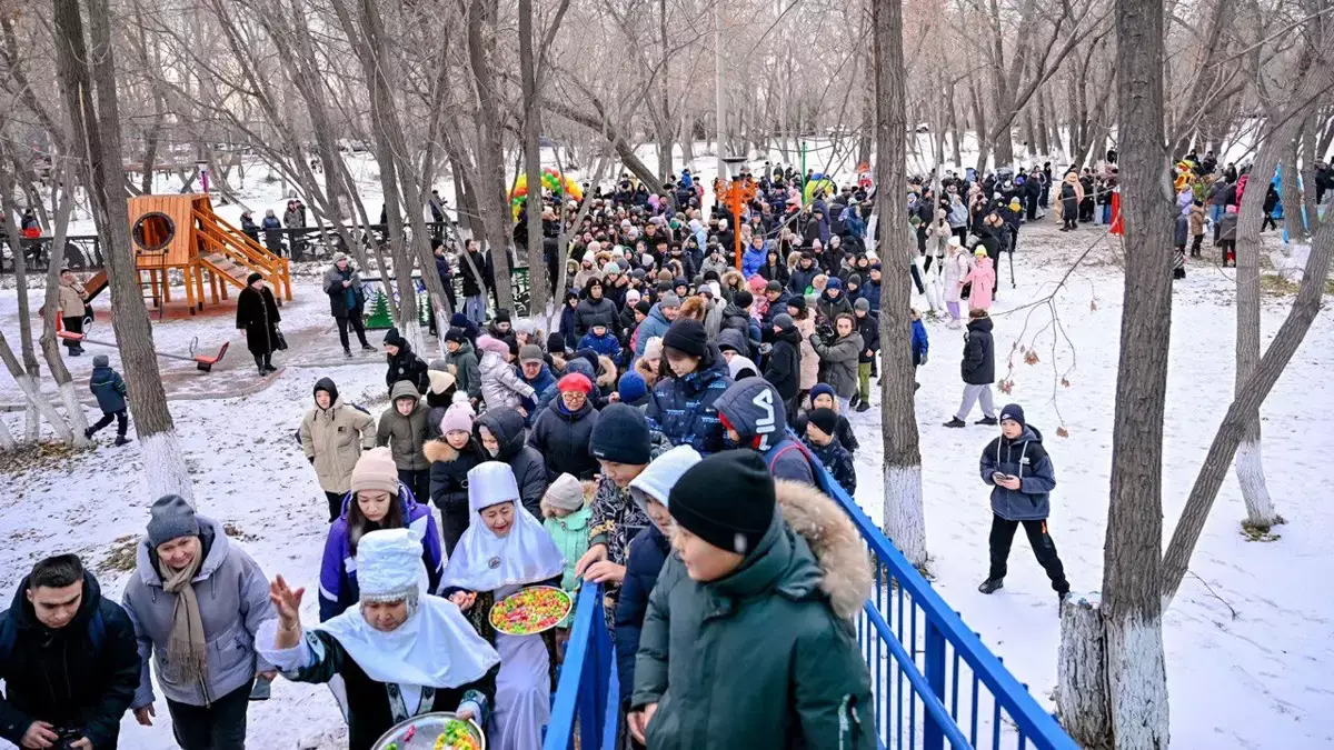 В Семее возобновила работу детская железная дорога