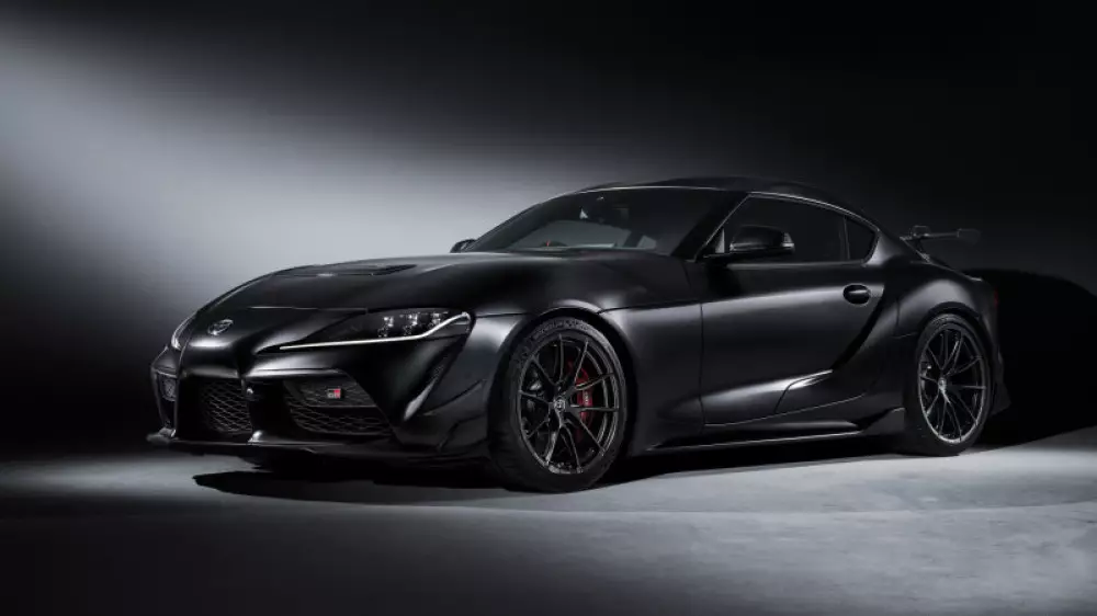 Toyota представляет мощный спорткар GR Supra A90