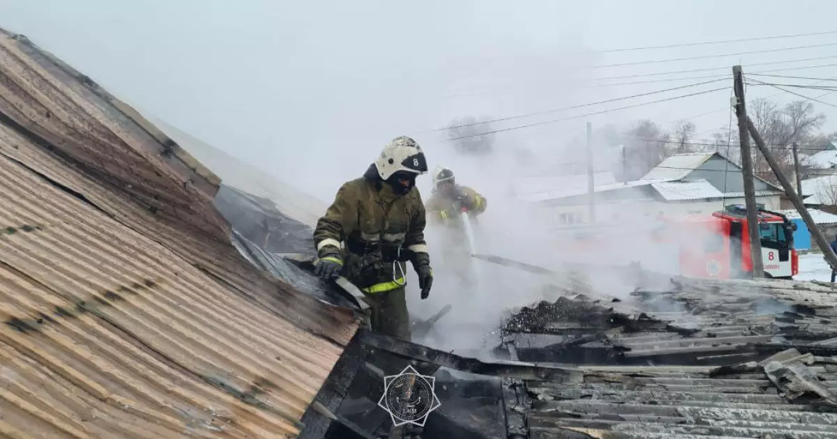   Жетісу облысында өрт сөндірушілер жарылыстың алдын алды   