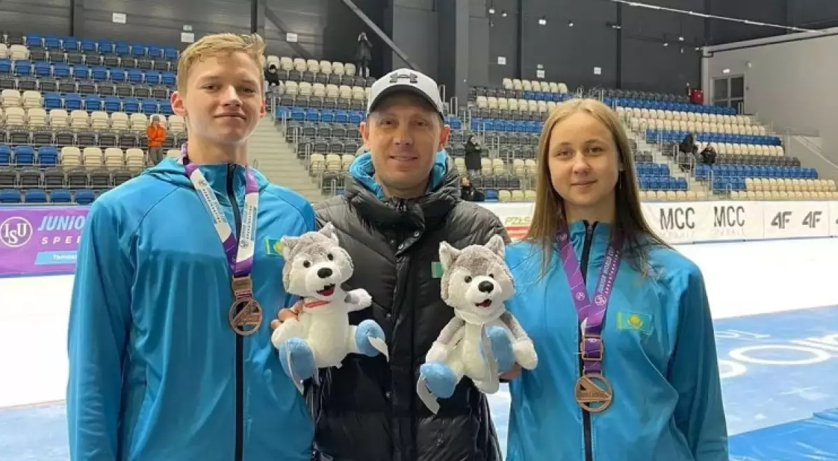 Қазақстан конькишілері Әлем кубогінің қола жүлдесін жеңіп алды