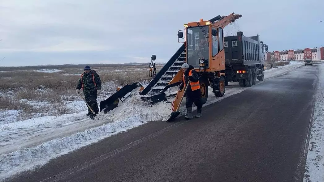 Елордада қар тазалауға 2,7 мыңнан астам жол жұмысшысы шықты