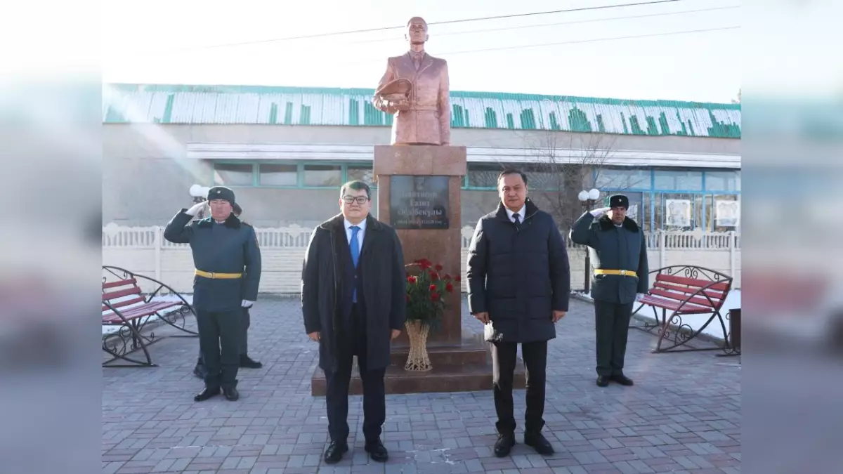 100-летие ветерана ВОВ и Героя Социалистического Труда отметили в Жамбылской области