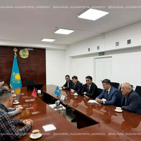 Түркістан: Сауран ауданының әкімі қытайлық инвесторлармен кездесті