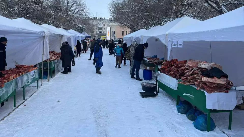 Тұрақтандыру қорындағы азық-түлік жәрмеңкелерде сатыла бастады