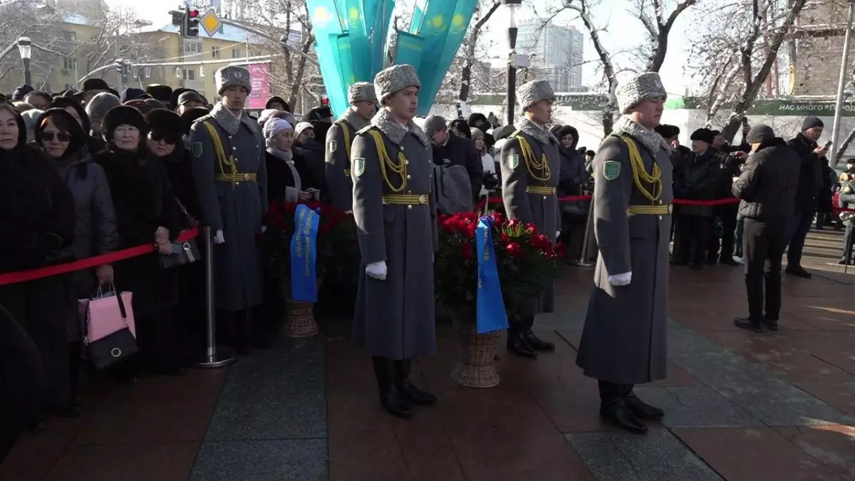 Память жертв декабрьских событий почтили в Алматы