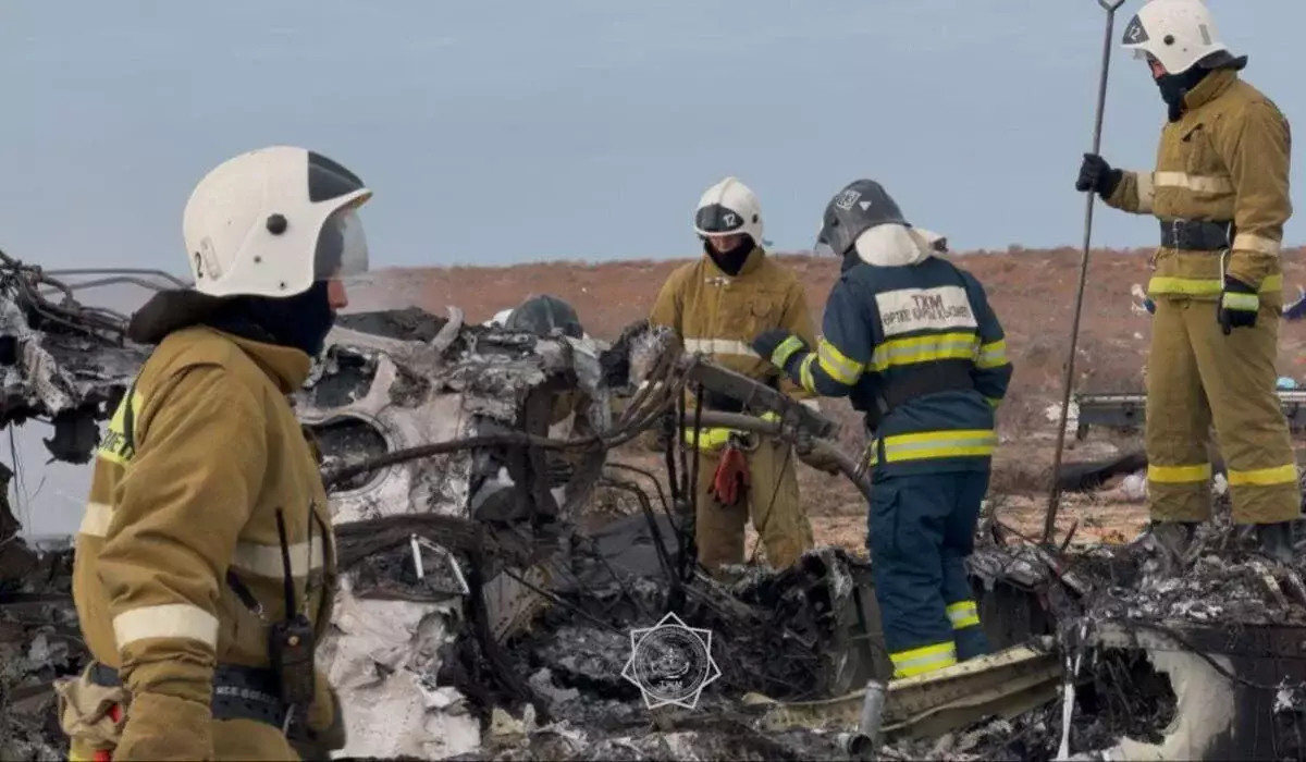 Пассажир снял на видео, что творилось в самолете за несколько минут до крушения под Актау