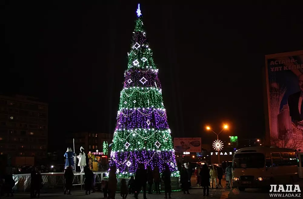 Трагедия с самолетом: в Актау отменили зажжение новогодней елки25.12.2024 16:00 - новости на Lada.kz