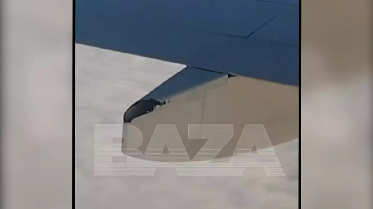 Появилось видео полета Embraer 190 с поврежденным крылом