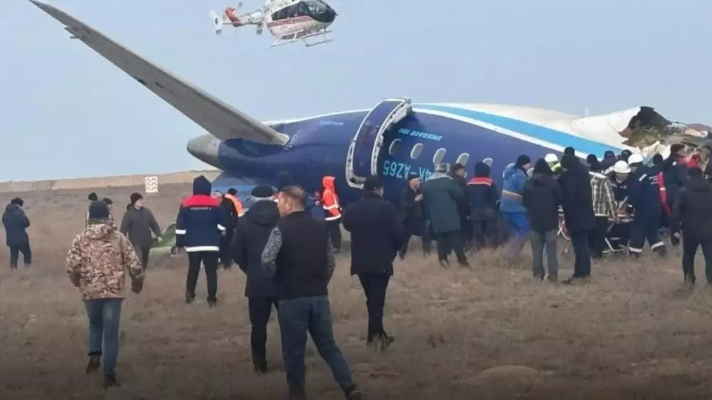 Крушение самолета Баку-Грозный под Актау: что известно о членах экипажа