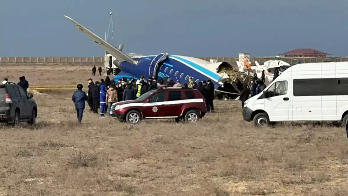 На месте крушения самолёта AZAL под Актау найден второй чёрный ящик