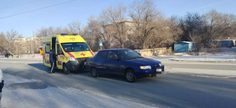 Двух человек за день сбили на "зебре" в Семее