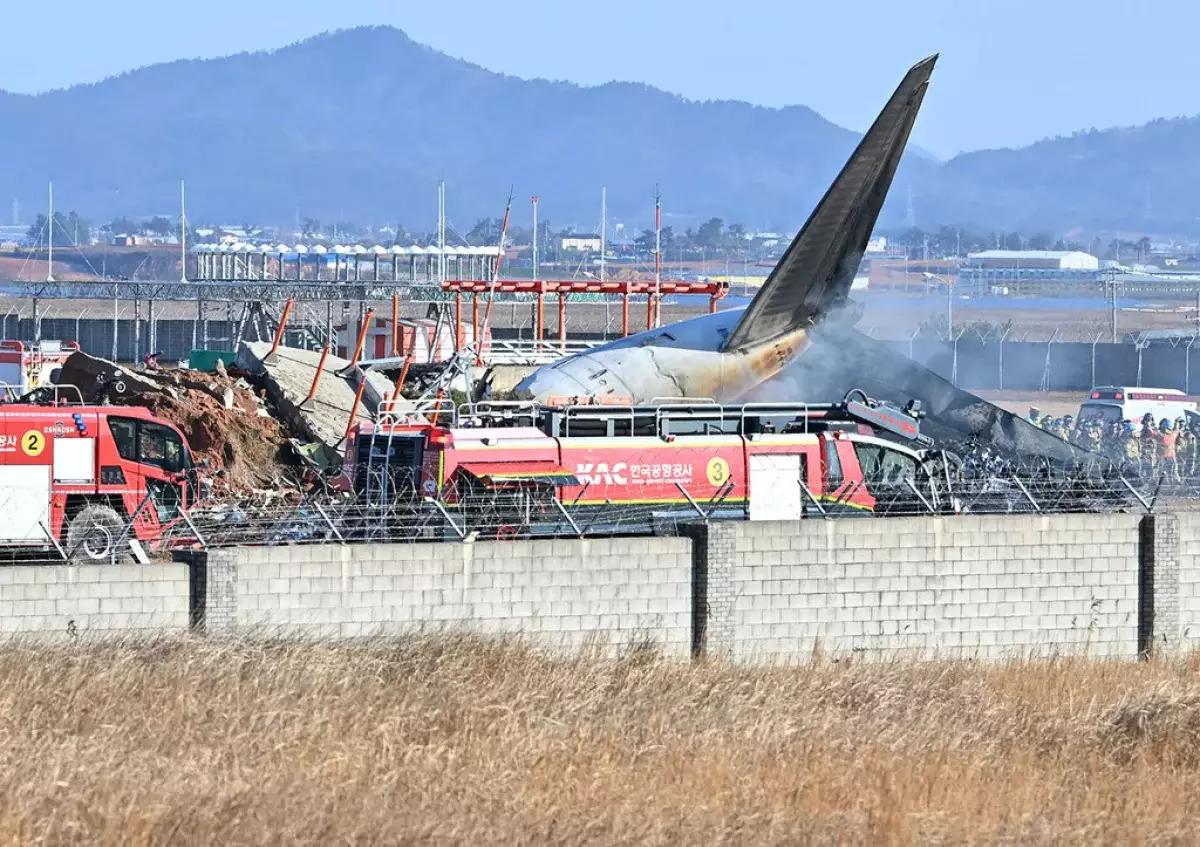 Извлечены черные ящики разбившегося самолета авиакомпании Jeju Air