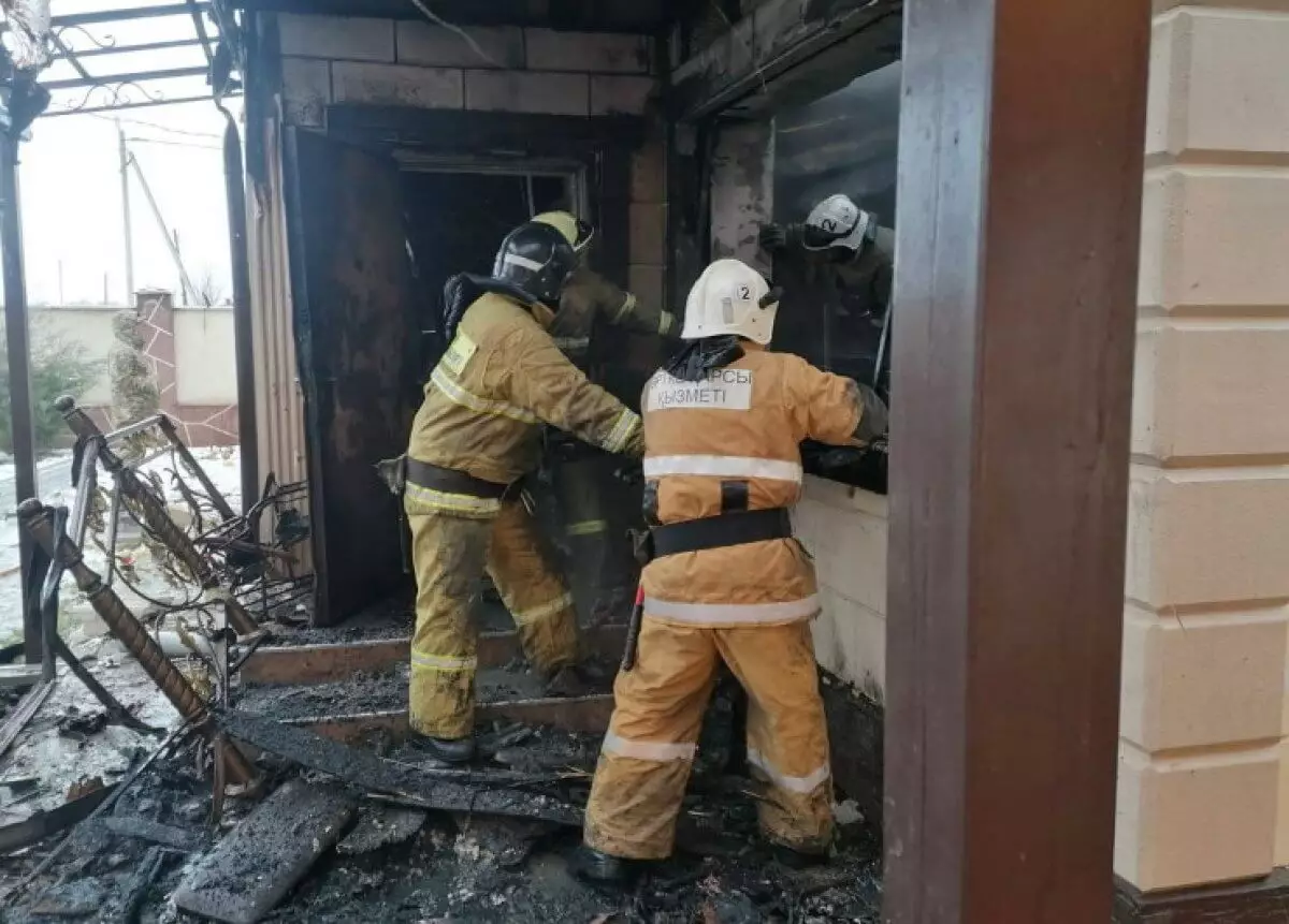 Взрыв прогремел в жилом доме в Талдыкоргане