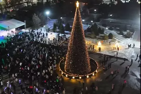 В Конаеве проведут аудит по новогоднему оформлению города