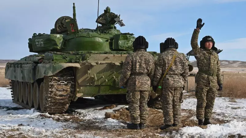 Гвардейск гарнизонында тактикалық даярлық сабақтары өтті