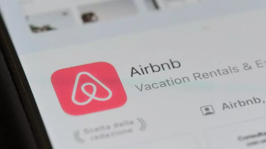 Airbnb предлагает жертвам лесных пожаров в Калифорнии временное жилье