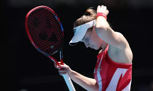 Елена Рыбакина выразила недовольство после разгрома на Australian Open