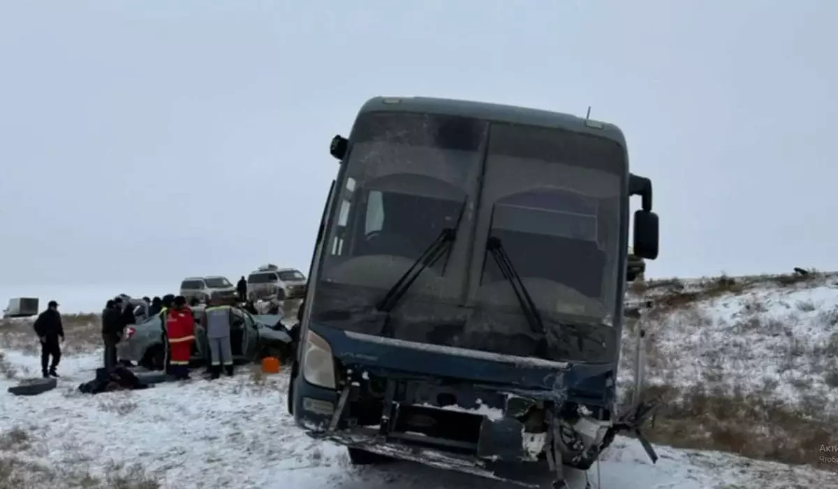 За час до ДТП получил предупреждение: водитель стал причиной смерти 2 человек в Атырауской области (ВИДЕО)