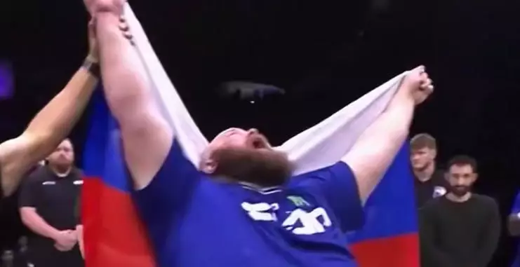 Россиянин Камоцкий стал чемпионом Power Slap — лиги по пощечинам главы UFC