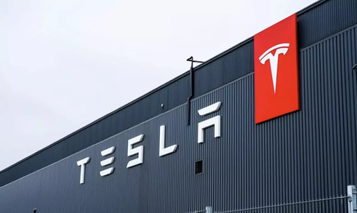 Прибыль Tesla упала на 70%: причины и прогнозы