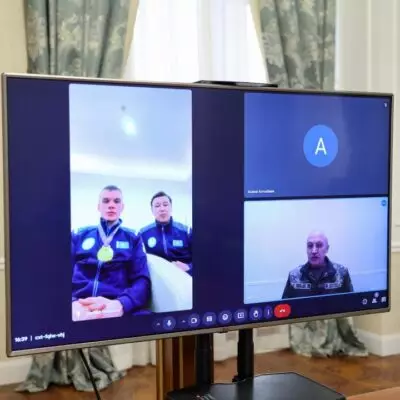 «Так держать, сынок!»: министр обороны поздравил солдата с победой на Азиаде