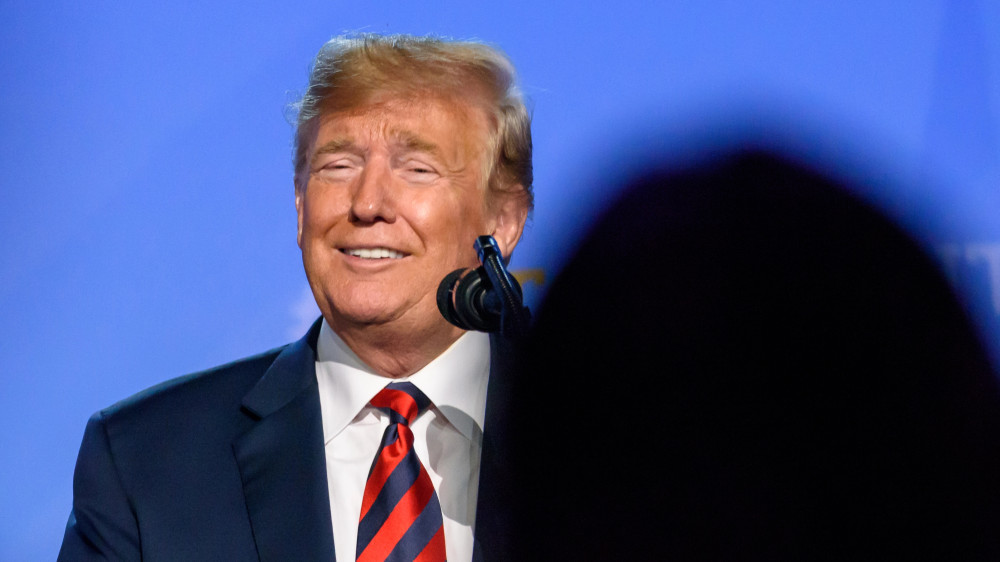 Республиканцы предлагают сделать день рождения Трампа государственным праздником в США