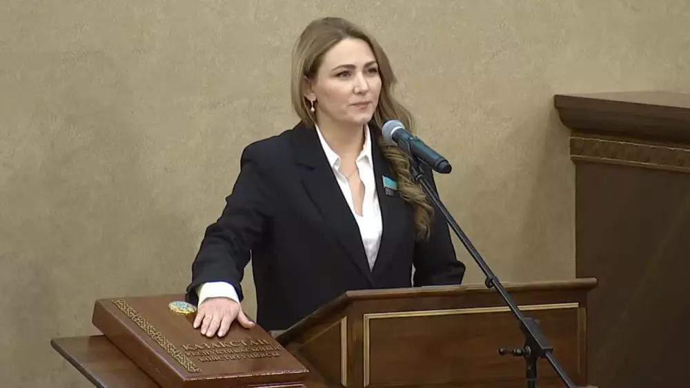 Екатерина Смолякова Мәжіліс депутаты болды