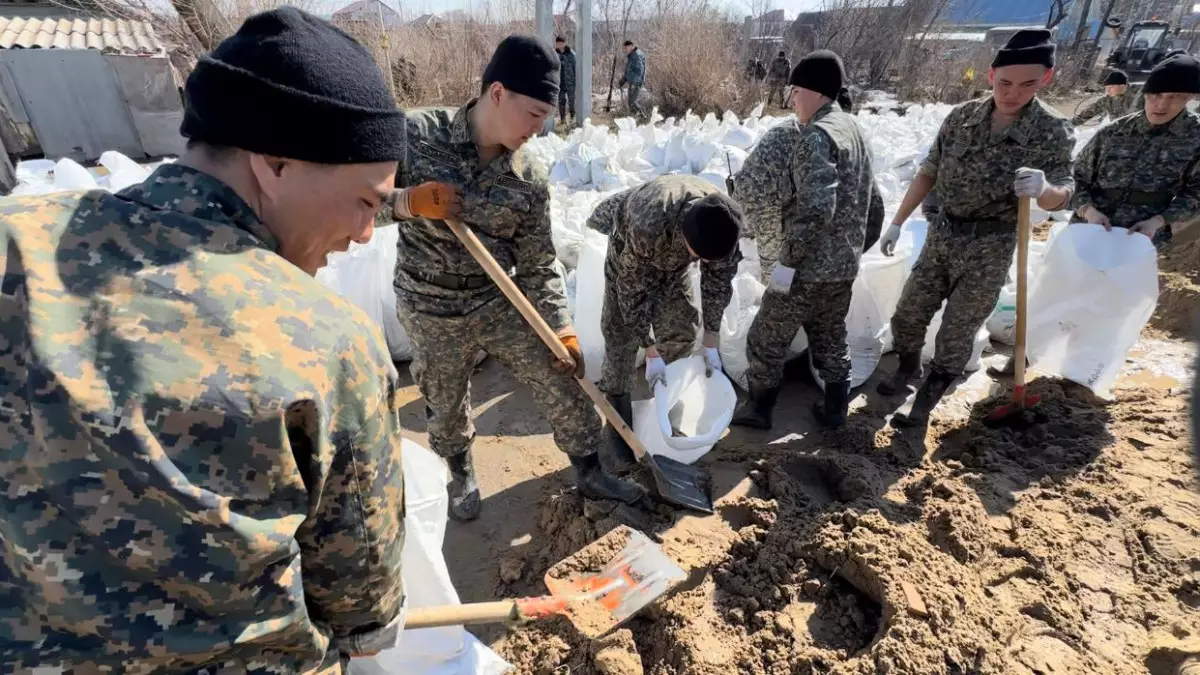 До 10 000 военнослужащих может выделить Нацгвардия в случае паводков