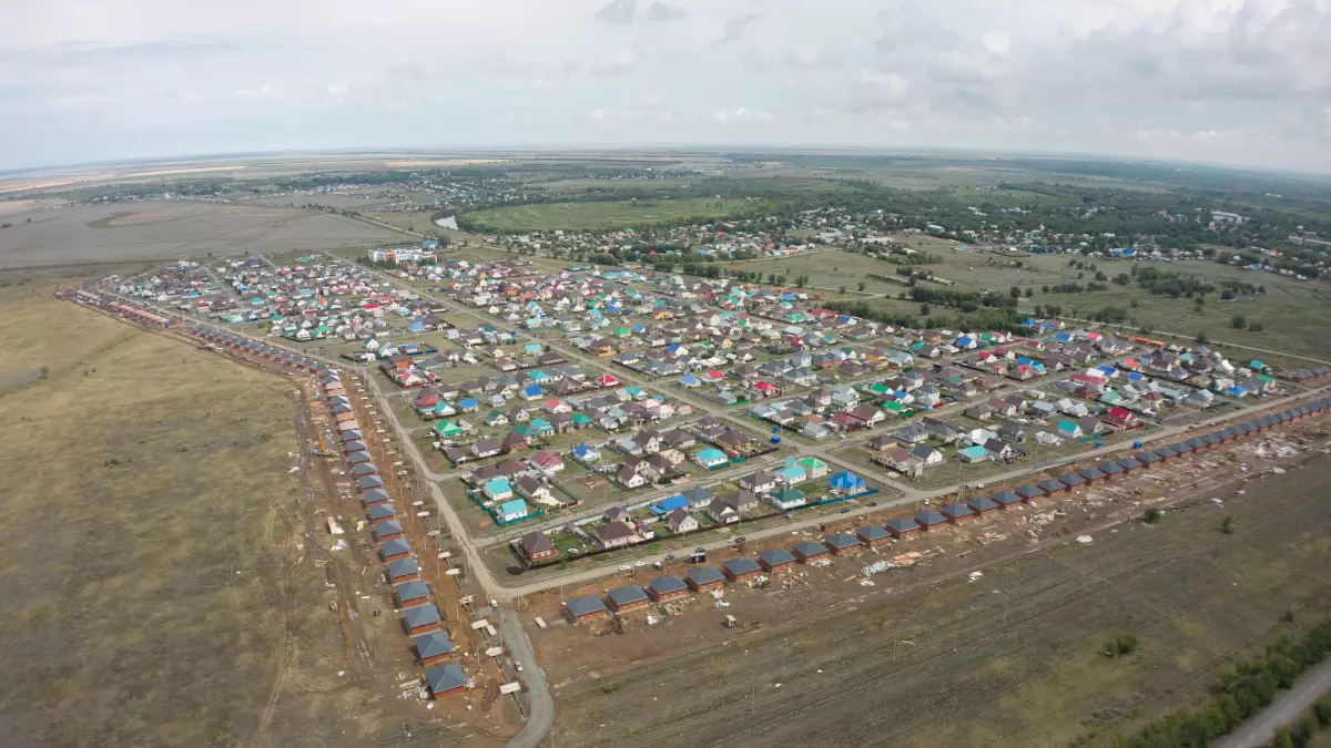 Мектепке тиесілі жердің бір бөлігі үй салуға берілген