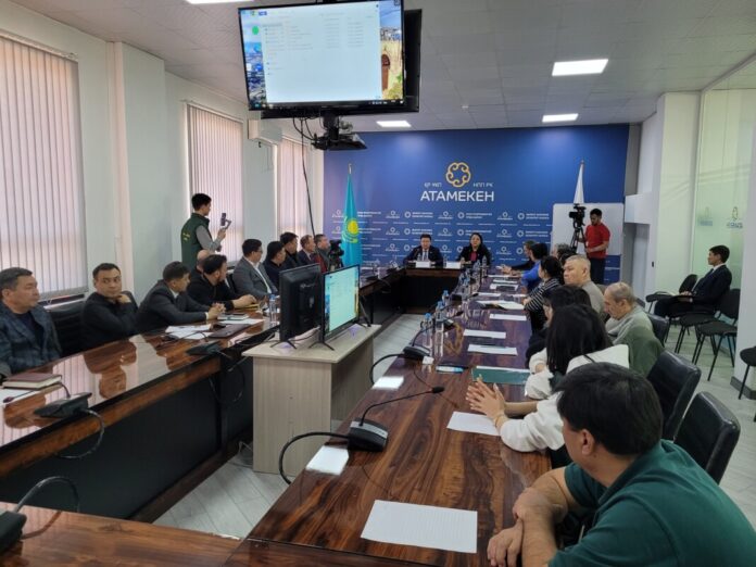 Шымкенттік кәсіпкерлерге экономикалық-әлеуметтік бағдарламалар туралы түсіндірілді