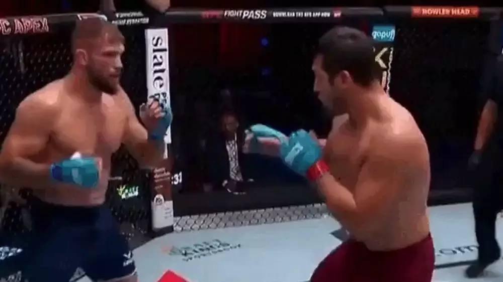 Уволят после нокаута: шансы Дияра Нургожая остаться в UFC