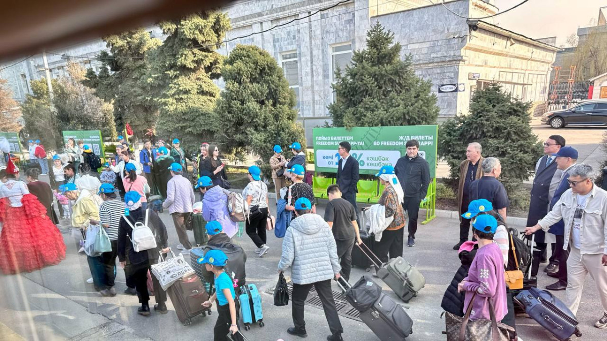 Тараз впечатлил туристов поезда Jibek Joly, следовавшего по Великому Шелковому пути