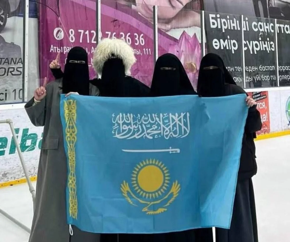 «Женщины в никабе надругались над флагом Казахстана»: полиция начала проверку