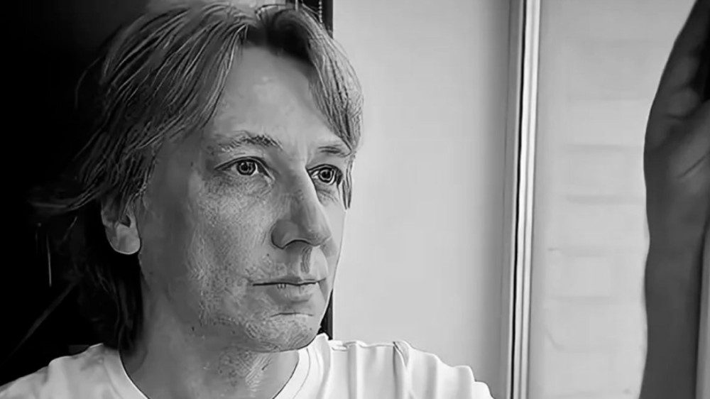 Умер известный телеведущий и актер Алексей Веселкин