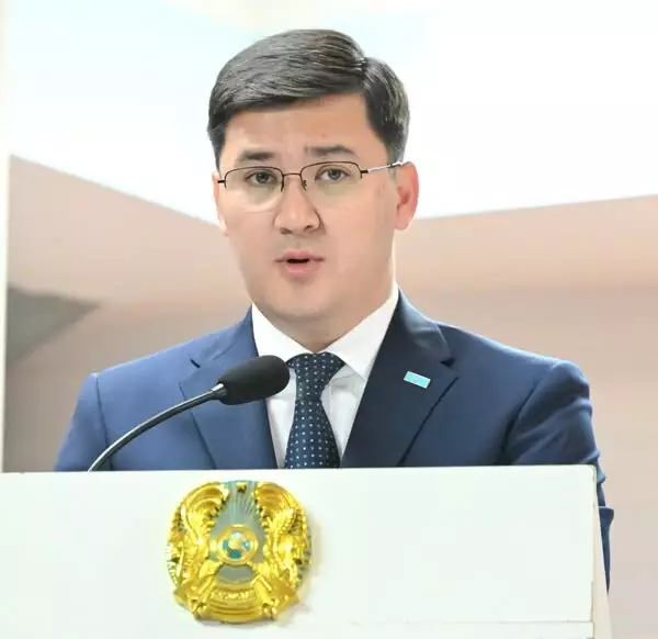 Жетісай ауданы әкімінің кезекті кездесуі өтті