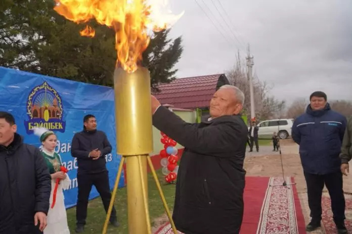 Бәйдібек ауданында тағы бір елді мекен газға қосылды