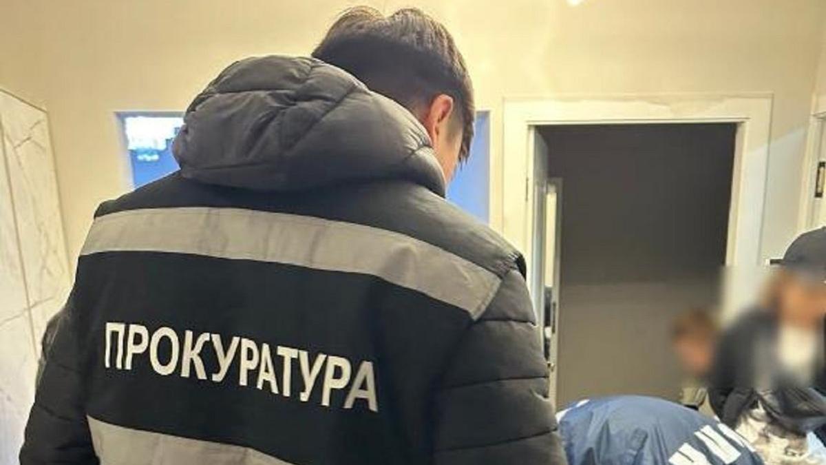 Около 1,2 млрд тенге и 176 тыс. долларов нашли на месте происшествия в Мангистау