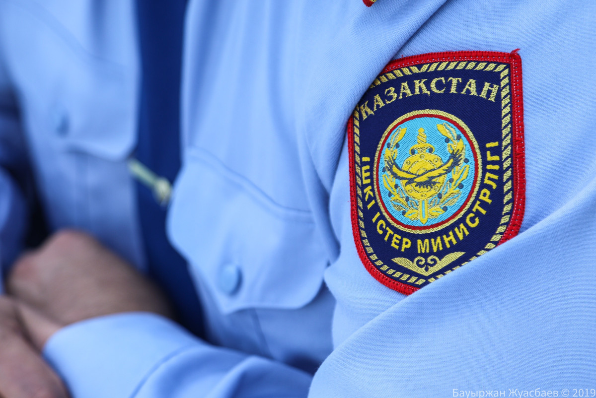 Сотни гуляющих ночью без родителей подростков выявили в ЗКО